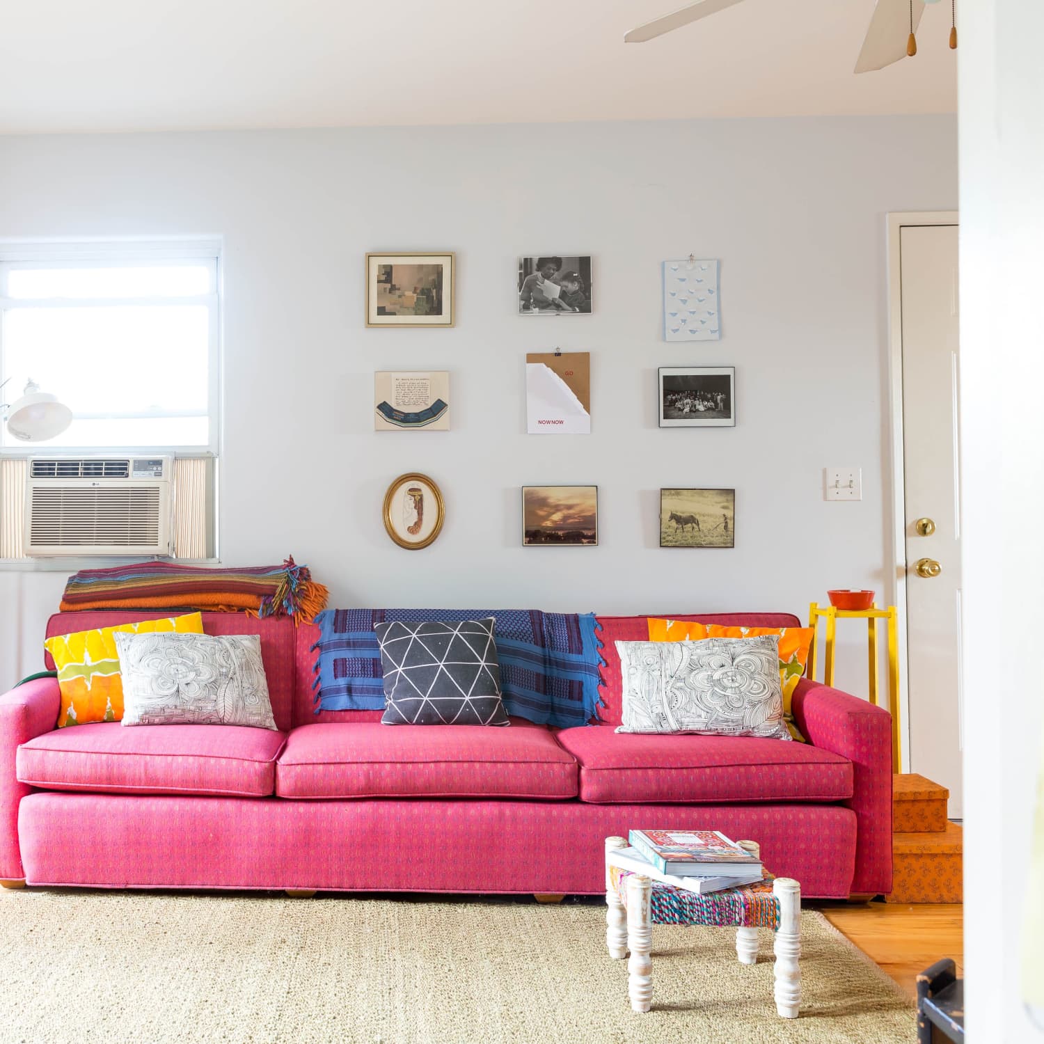 Living room mismatched chairs sales